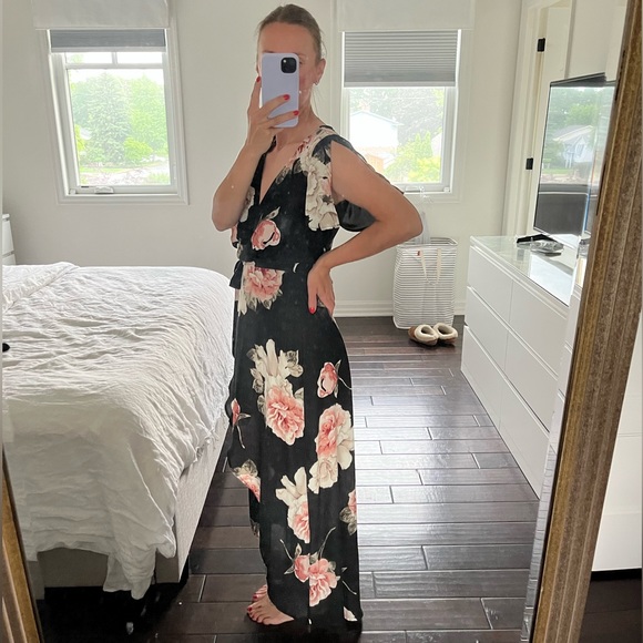 Flowy wrap dress - Picture 4 of 7